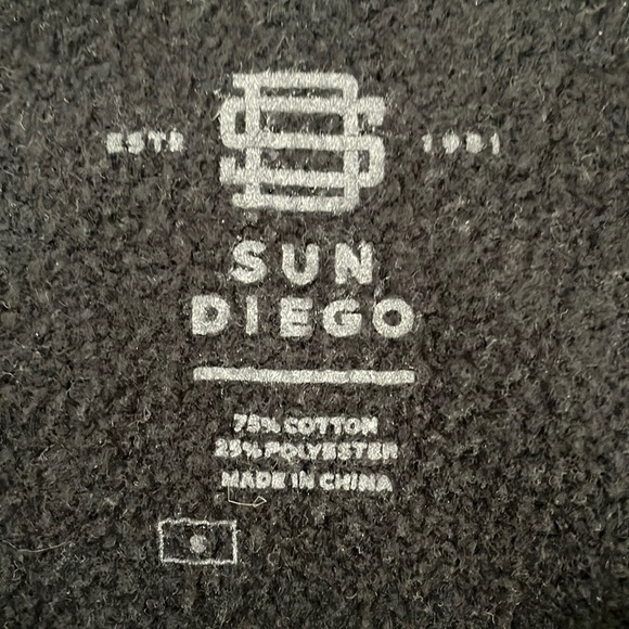 Mens San Diego Sweatshirt Size Small - Picture 4 of 4